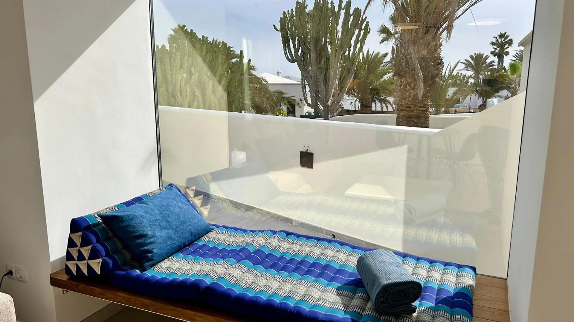 Villa Irene Lanzarote En Costa Teguise En Complejo Con Piscina Comunal Spain