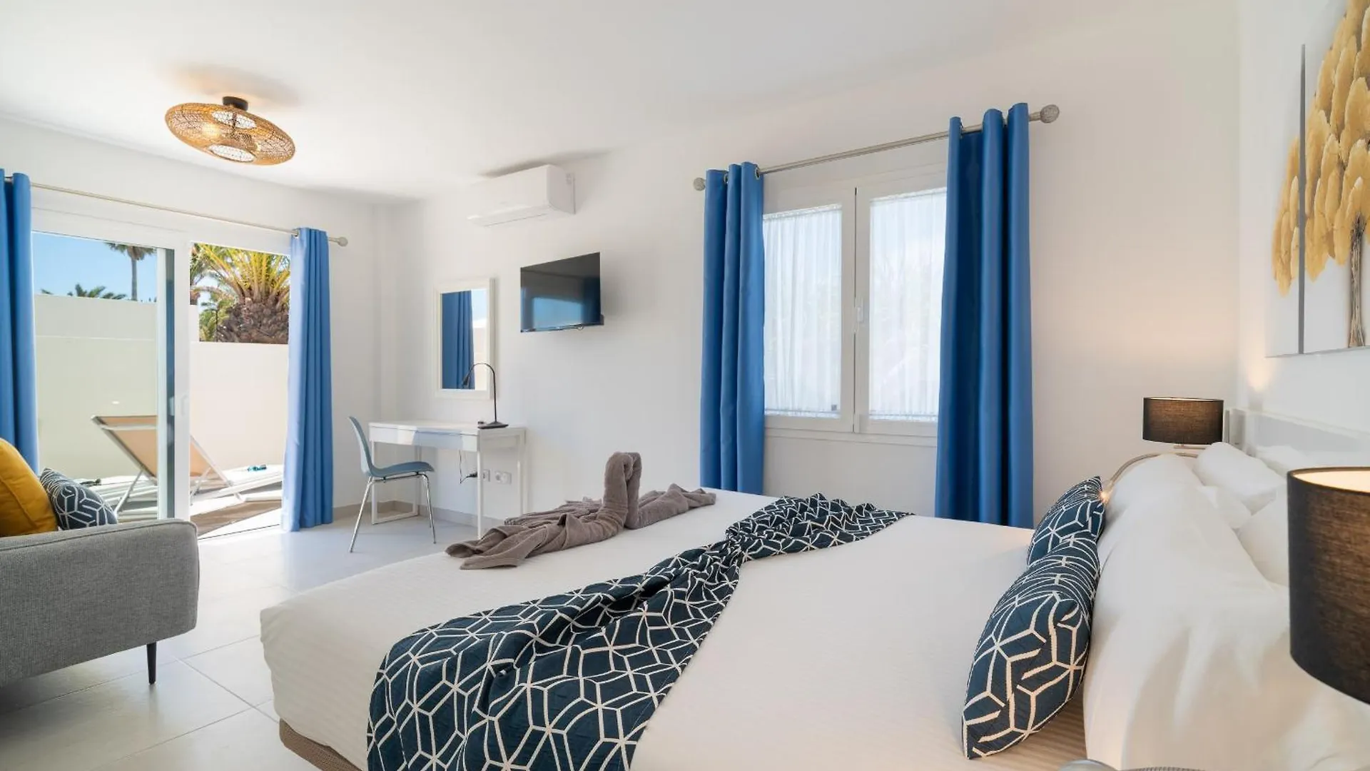 Villa Irene Lanzarote En Costa Teguise En Complejo Con Piscina Comunal 0*,